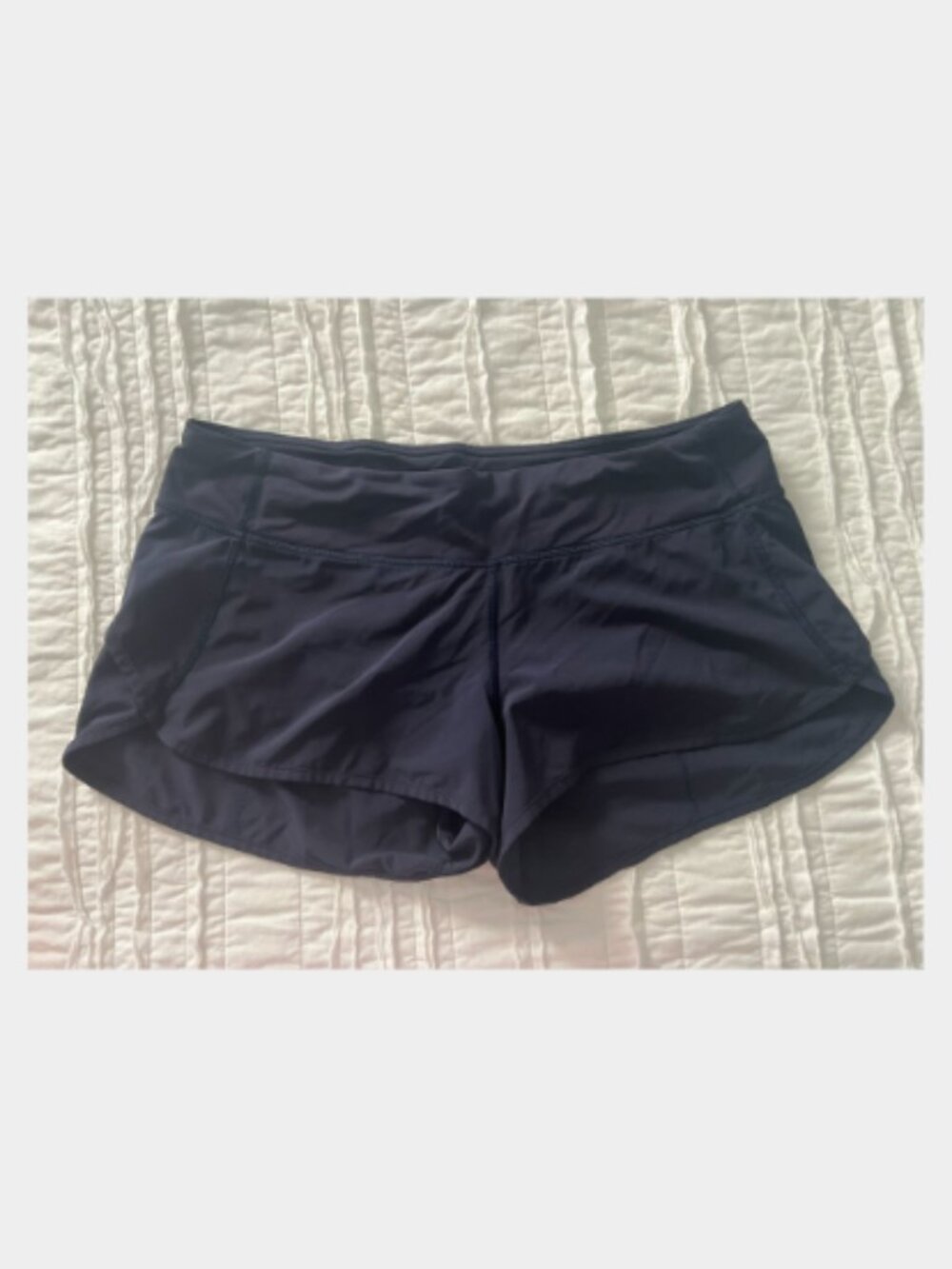 Lululemon Speed Up Low-Rise Lined Shorts - Navy w/ Teal Stitching - Size 8